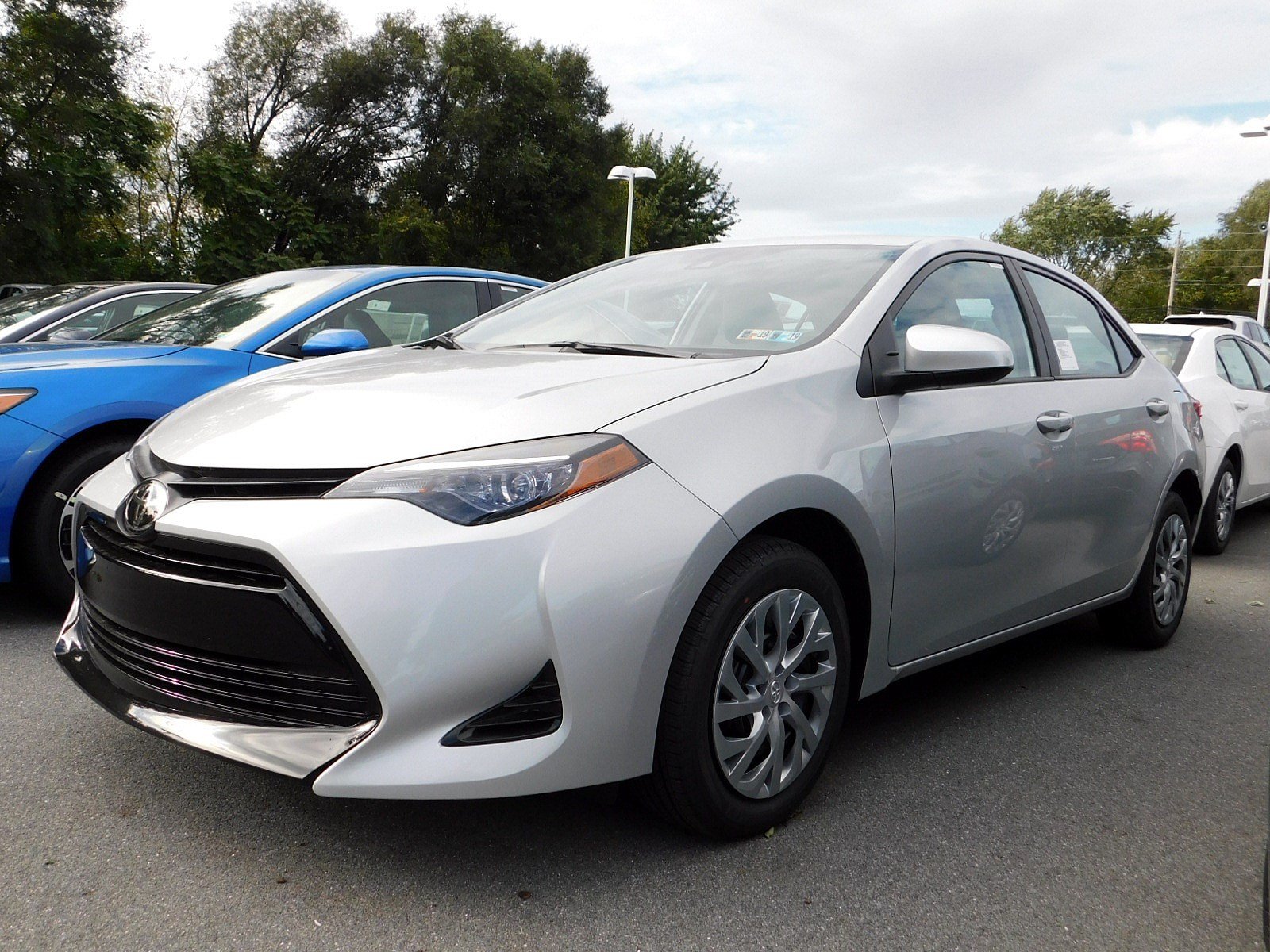 New 2019 Toyota Corolla LE 4dr Car in East Petersburg