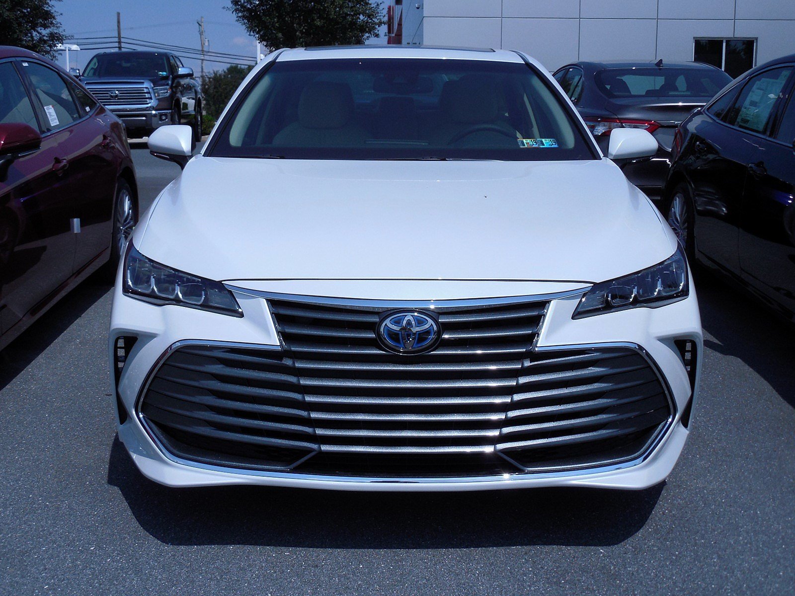 New 2019 Toyota Avalon Hybrid XLE 4dr Car in East Petersburg #10701 ...