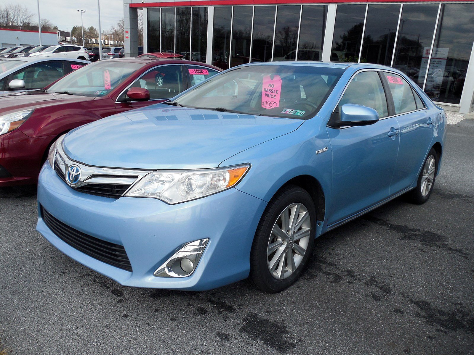Pre-Owned 2013 Toyota Camry Hybrid XLE 4dr Car in East Petersburg #