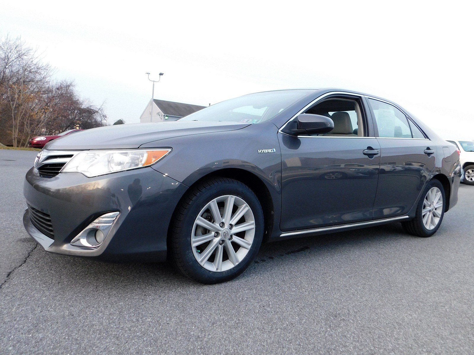 Pre-Owned 2013 Toyota Camry Hybrid XLE 4dr Car in East Petersburg # ...