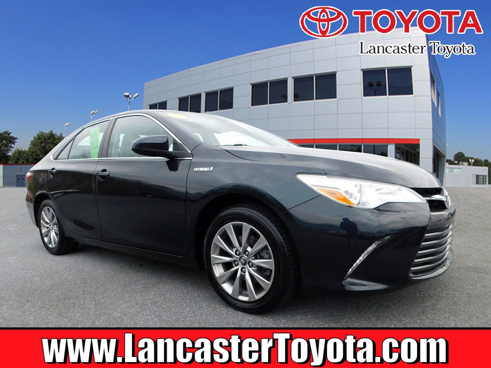 Pre Owned 2016 Toyota Camry Hybrid Xle 4dr Car In East Petersburg Pre Owned 2016 Toyota Camry Hybrid Xle
