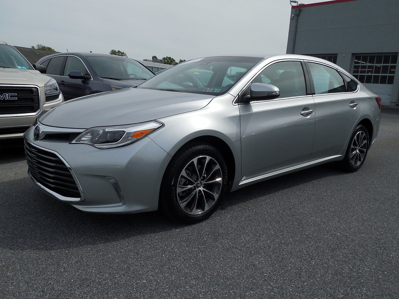 Certified Pre-Owned 2017 Toyota Avalon XLE 4dr Car in East Petersburg # ...