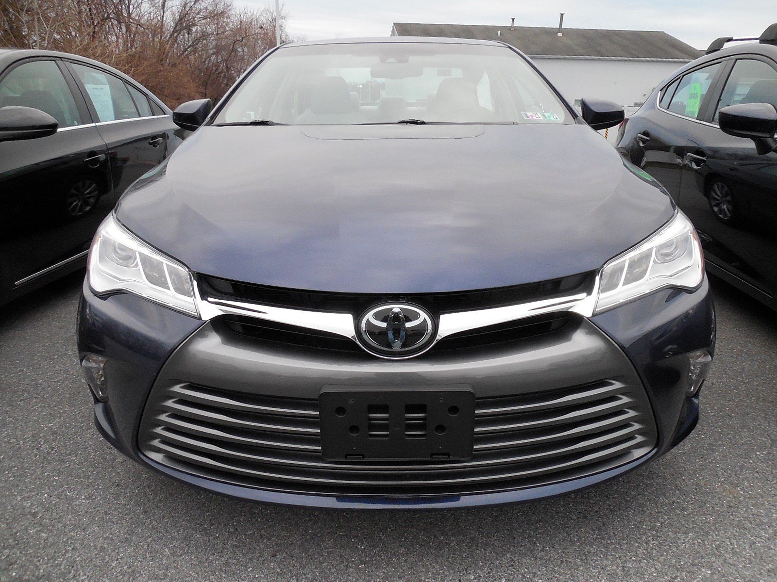 Pre-Owned 2017 Toyota Camry XLE V6 4dr Car in East Petersburg #L0098