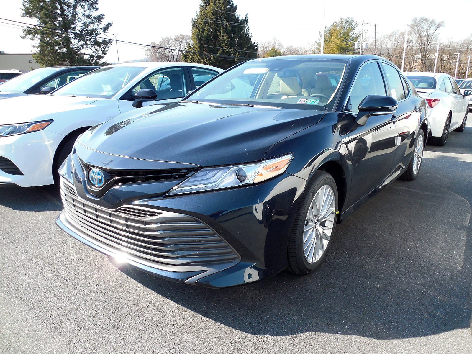 New 2020 Toyota Camry Hybrid XLE 4dr Car in East Petersburg #14743 ...