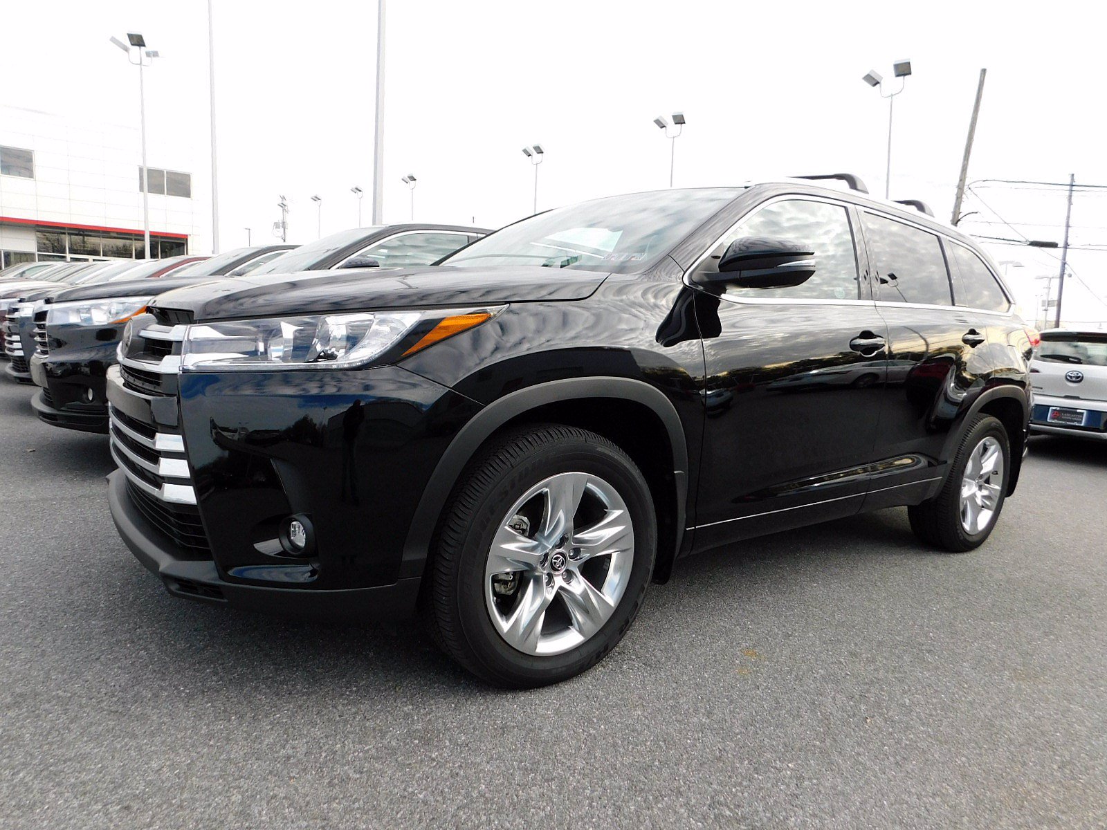 Certified Pre-Owned 2019 Toyota Highlander Limited Sport Utility In ...