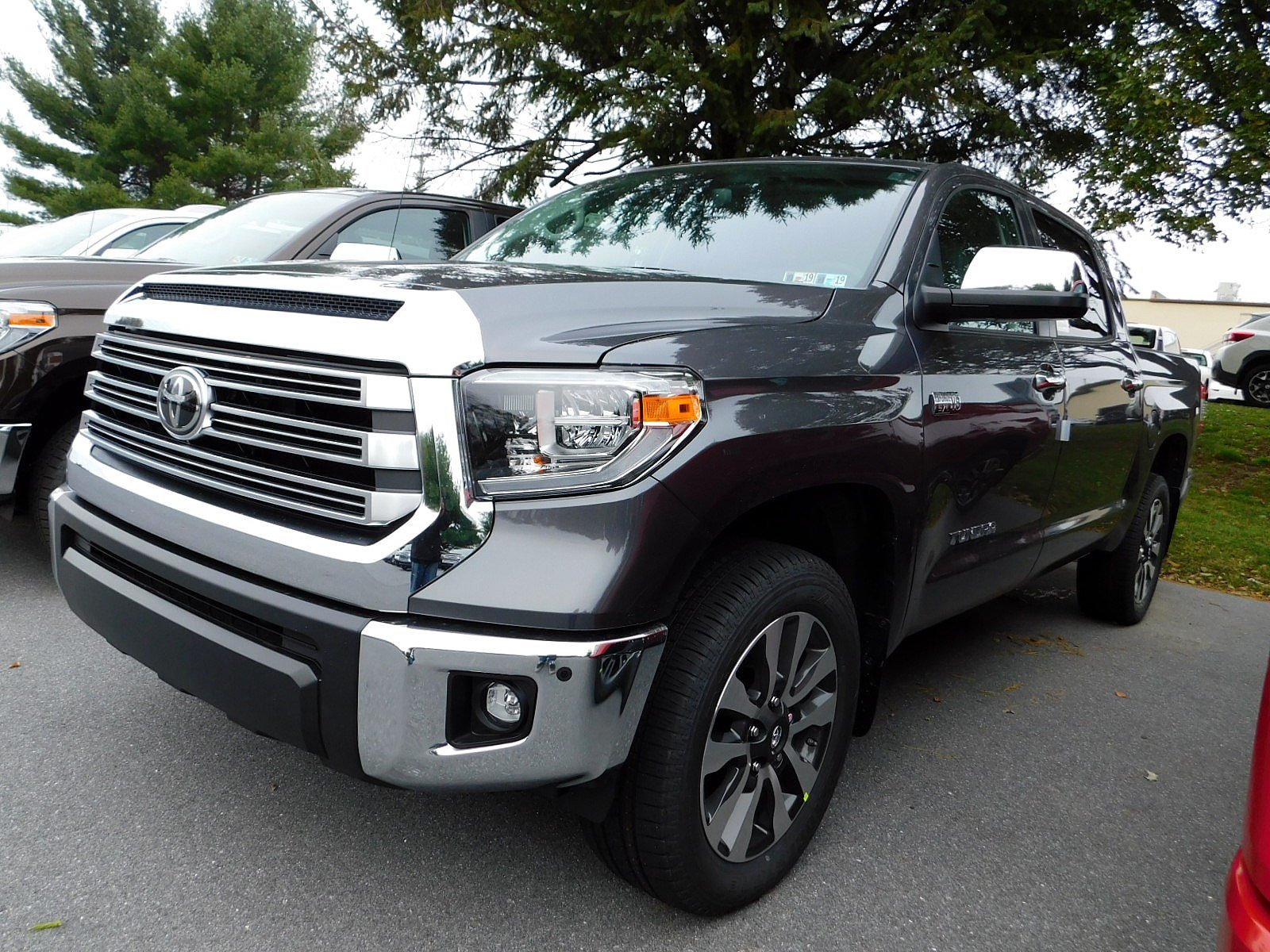New 2019 Toyota Tundra Limited CrewMax in East Petersburg #11512