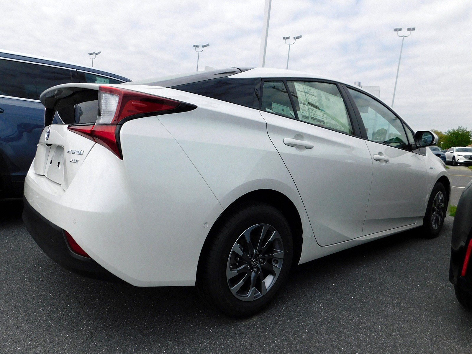 New 2019 Toyota Prius XLE Hatchback in East Petersburg #12721 ...