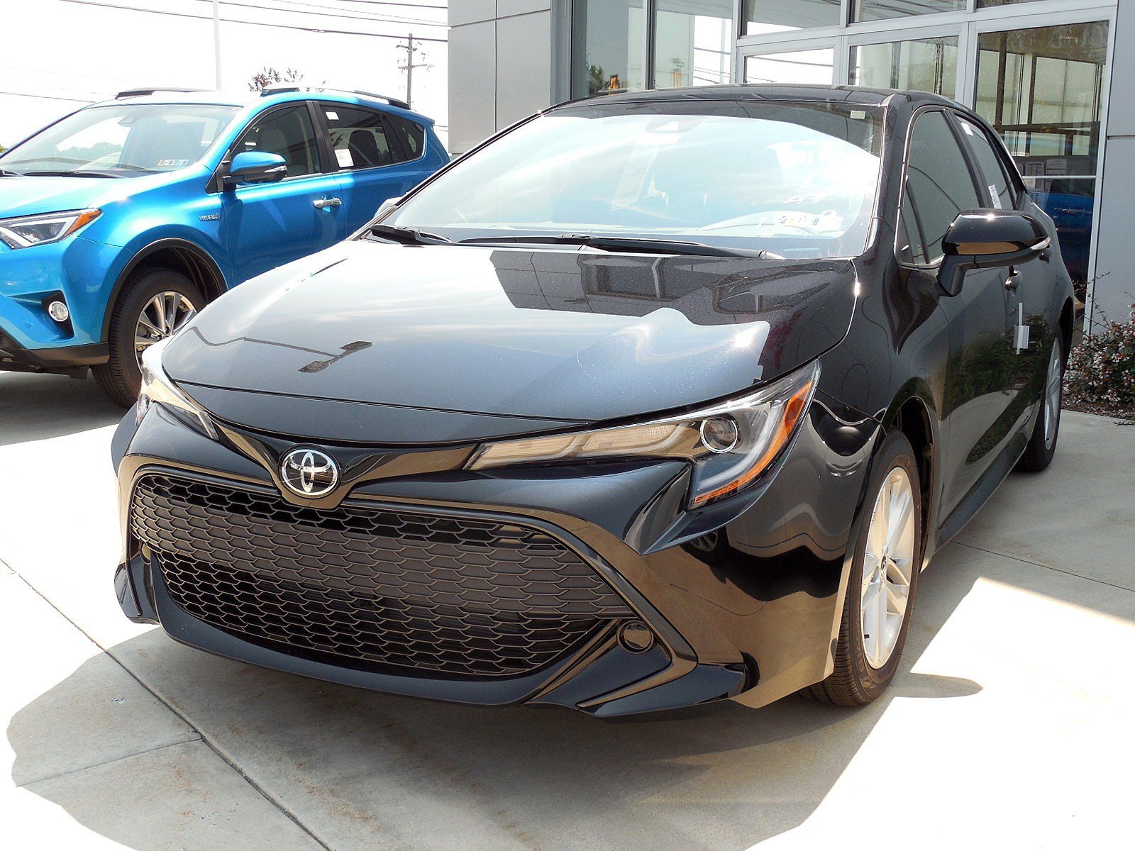 New 2019 Toyota Corolla Hatchback Se Hatchback In East